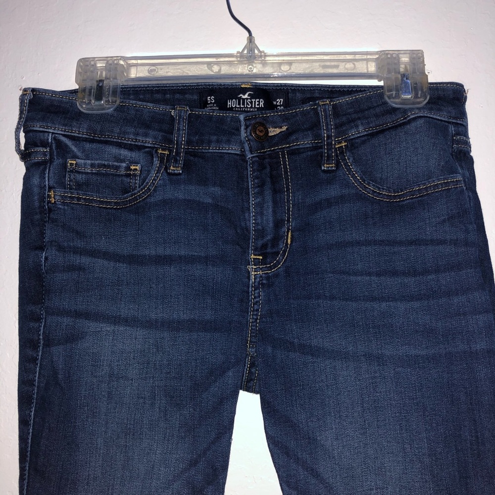 🌺Hollister low-rise super skinny dark blue jeans